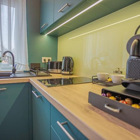 Viktoria Apartman Gyula Exteriör bild