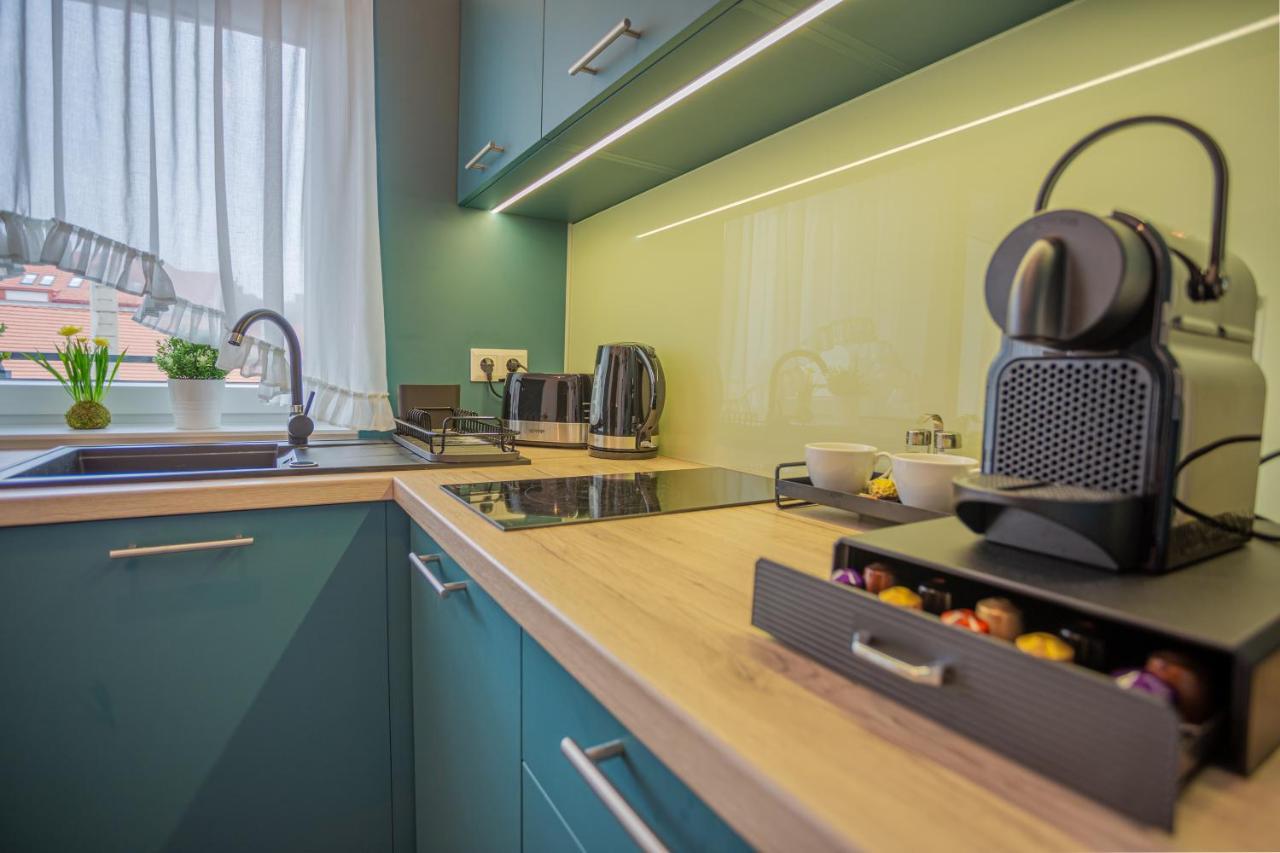 Viktoria Apartman Gyula Exteriör bild