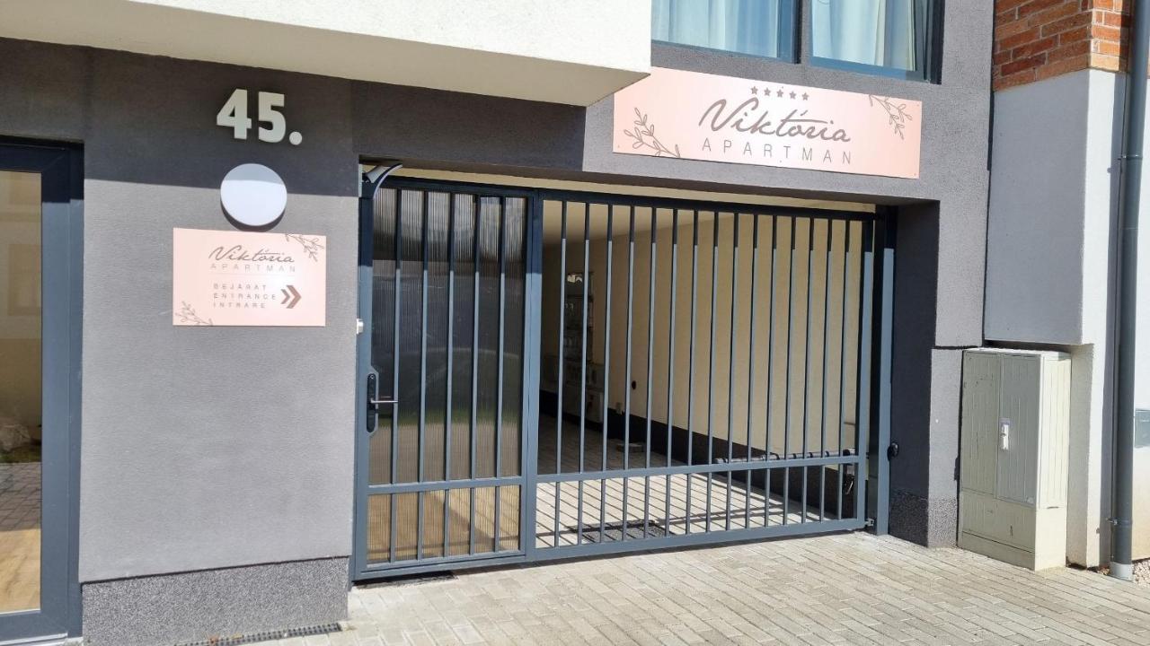 Viktoria Apartman Gyula Exteriör bild
